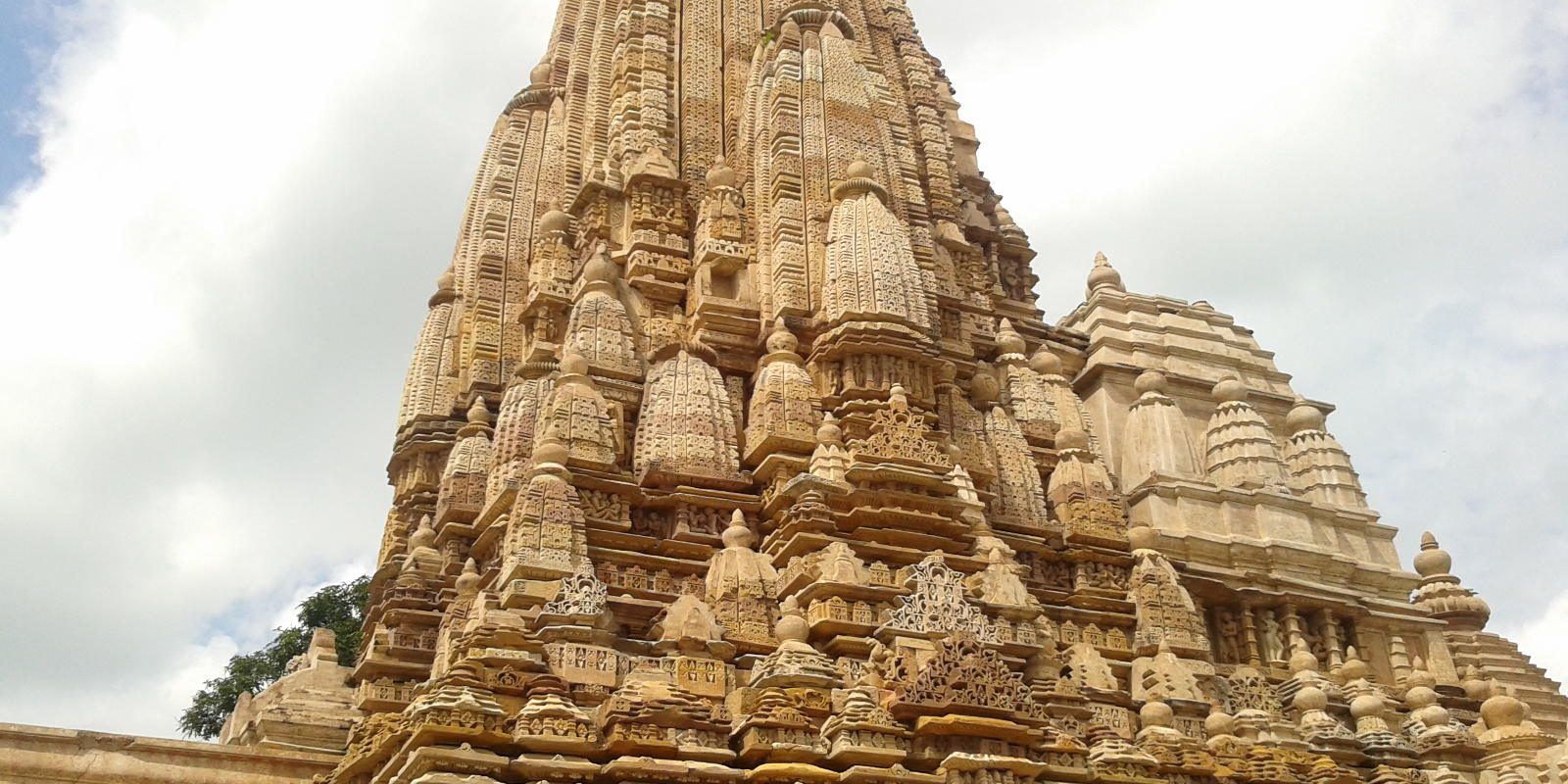 Parsvanatha_Temple_side_6_Khajuraho_new Khajuraho